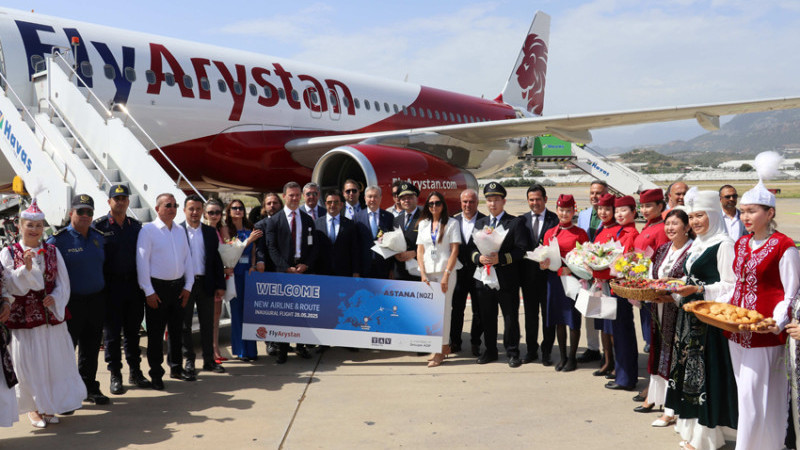 Gazipaşa-Alanya Havalimani, Flyarsytan’in Ilk Uçuşunu Karşiladi