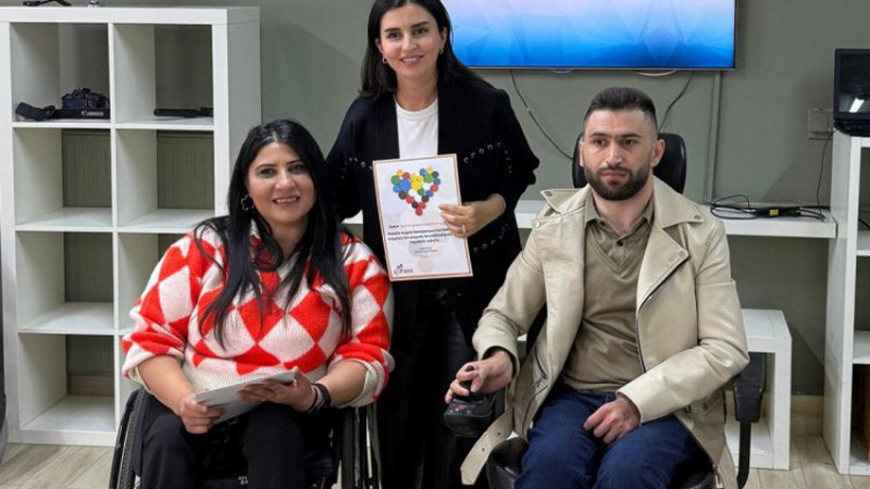 Elite World Otelleri Plastik Kapaklarla Engellilere Umut Oluyor