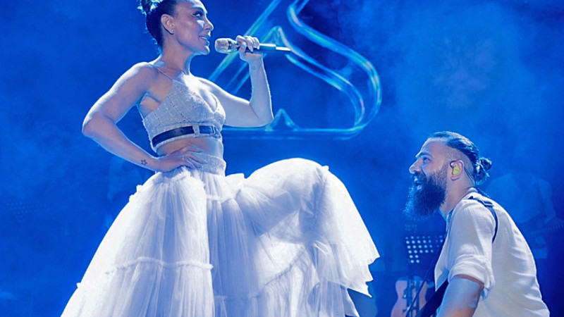 FashionTV Luxe Resort’ta Ziyneti Sali Rüzgarı Esti