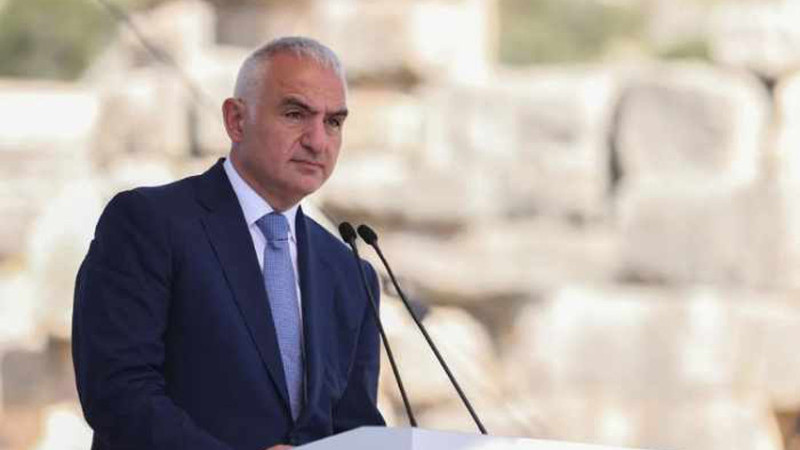 Bakan Ersoy: “Zor Yılın Ardından 64 Milyar Dolar Gelir Hedefliyoruz”
